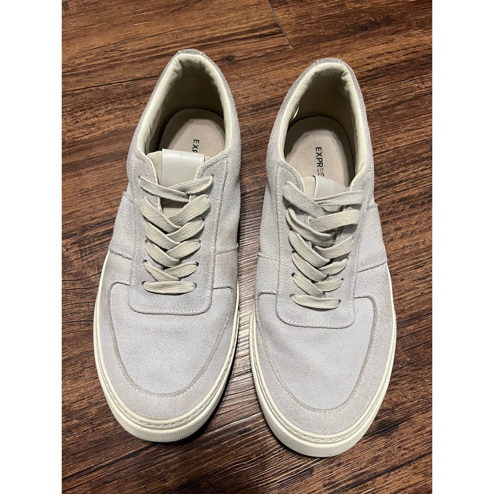 Express Men's Flats Tennis shoes Size 10 Leather Upper Lace Up